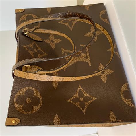 louis vuitton giant reverse monogram onthego tote